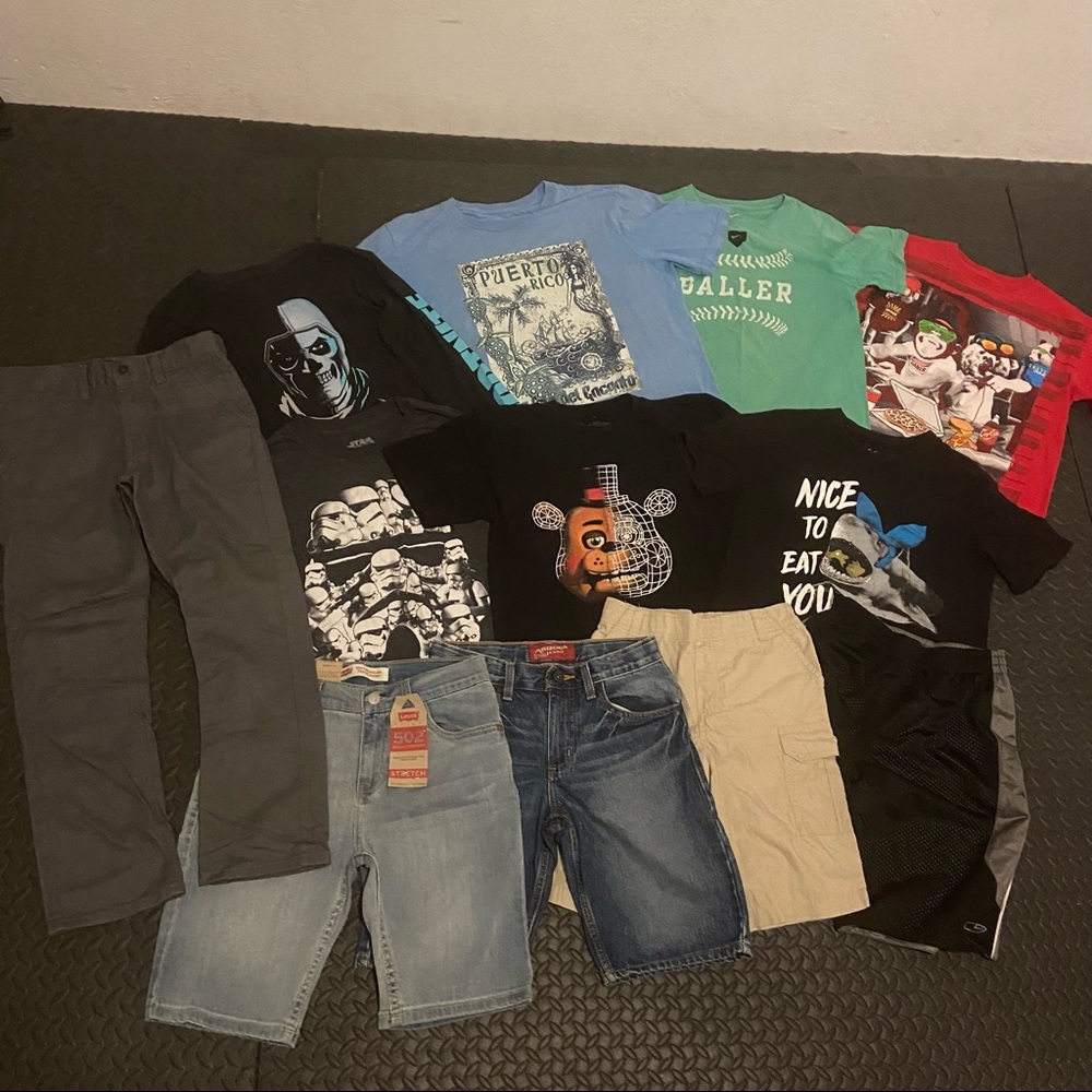 Boys Cloths Bundle 7 shirts, 1 pants & 4 Shorts Sz. Small Some New. All Good.